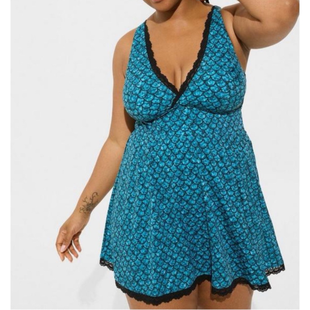 🆕 Wireless Mid Lace Trimmed Swim Dress With Brief 3 3X 22 24 NWT Torrid New!